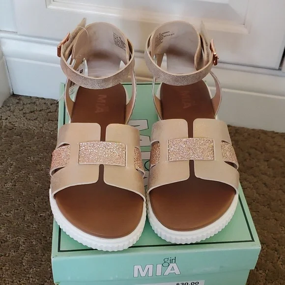 Girls Mia Girl Mylae Sandals Size 12 13 1 2 3 Rose Gold Glitter Velcro NWT - Picture 2 of 4
